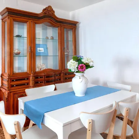 Albatros By Interhome